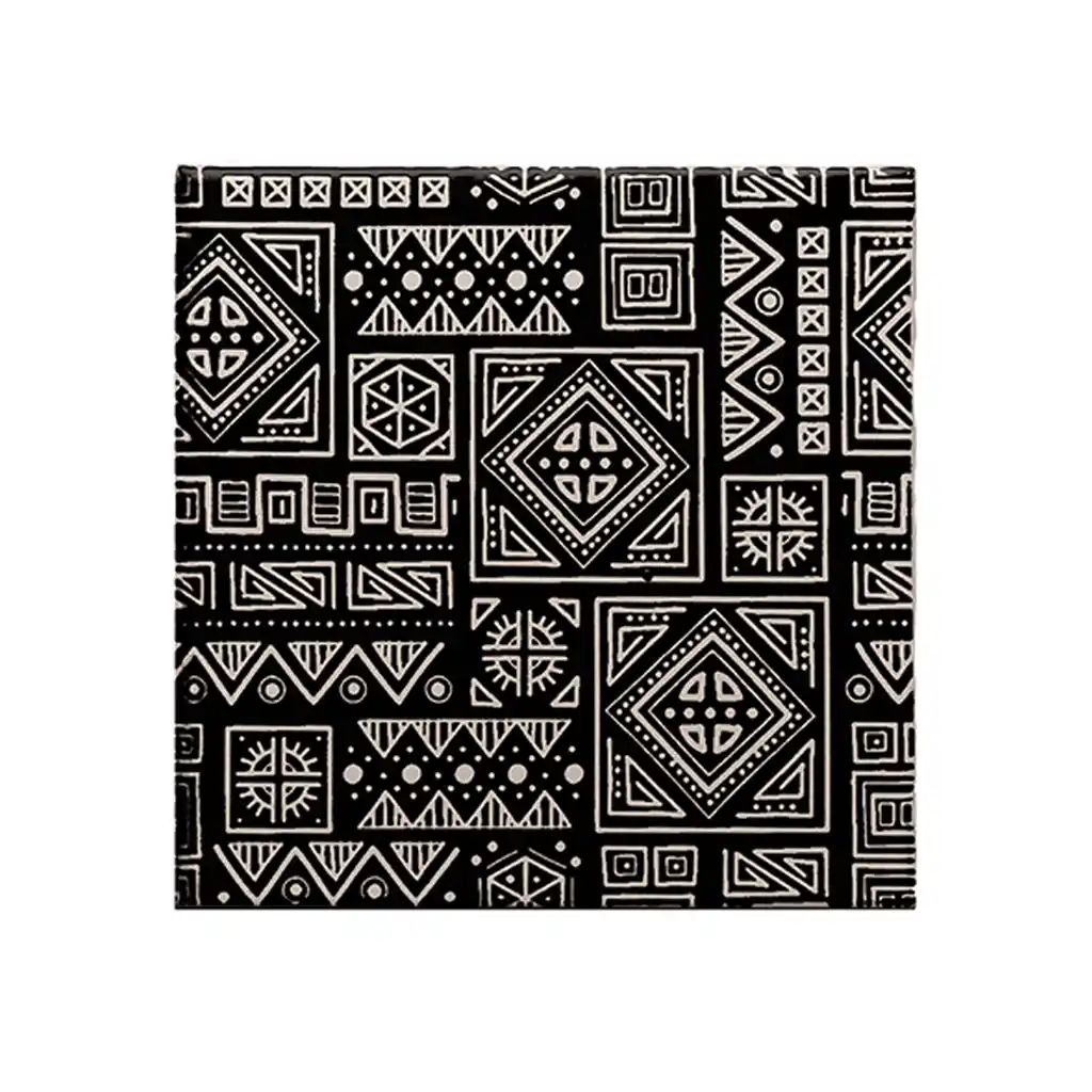 Monochrome colored tile 1004